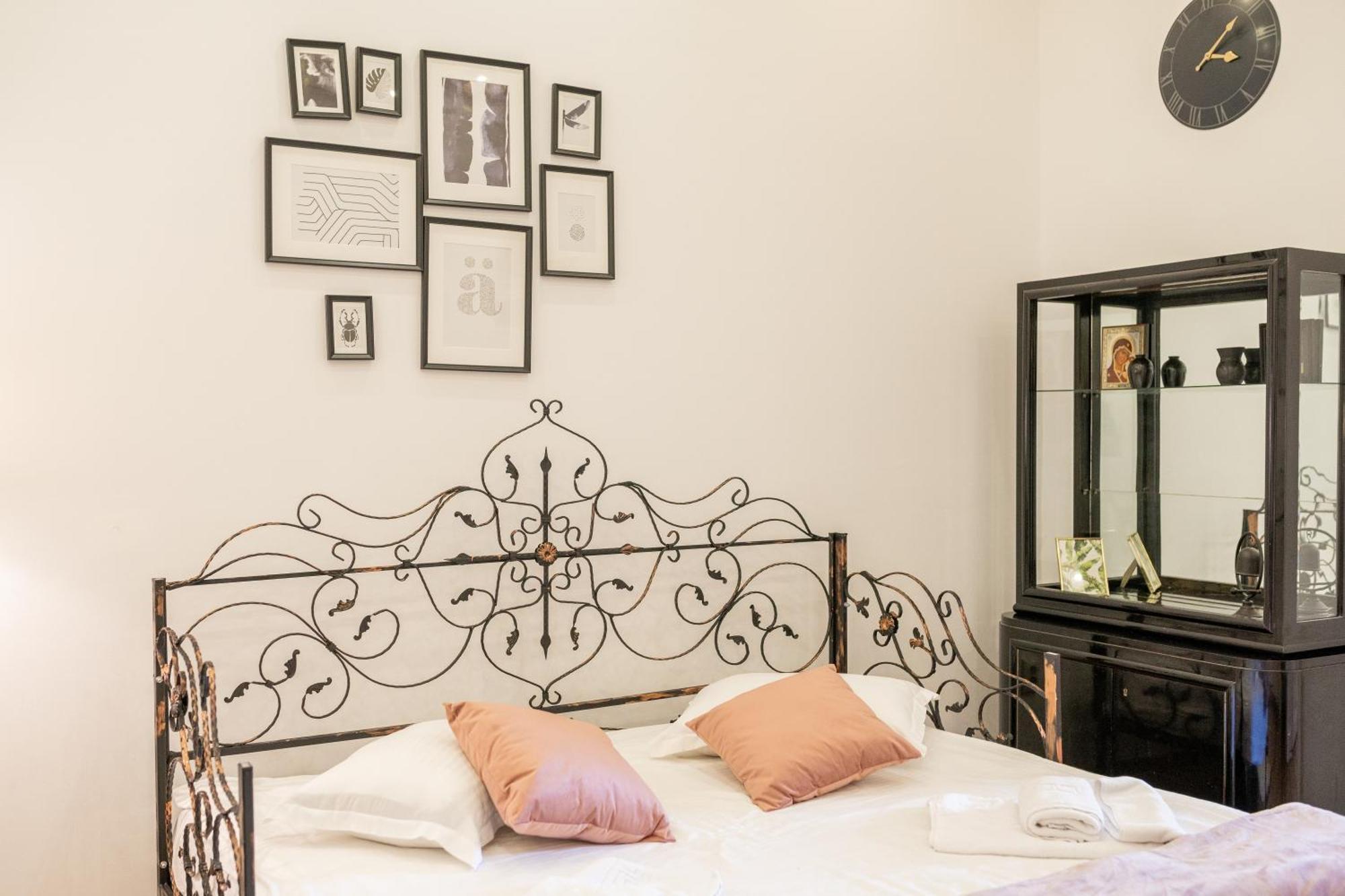 Cozy Spacious 5 Star Accommodation In The Heart Of Historic Center Cluj-Napoca Exteriör bild